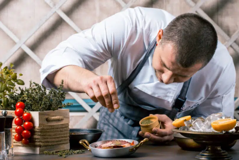 Assaisonnement : les 11 techniques pour cuisiner comme un pro