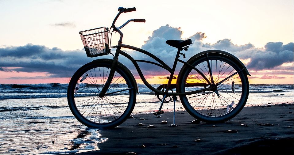 v&eacute;lo plage voyage