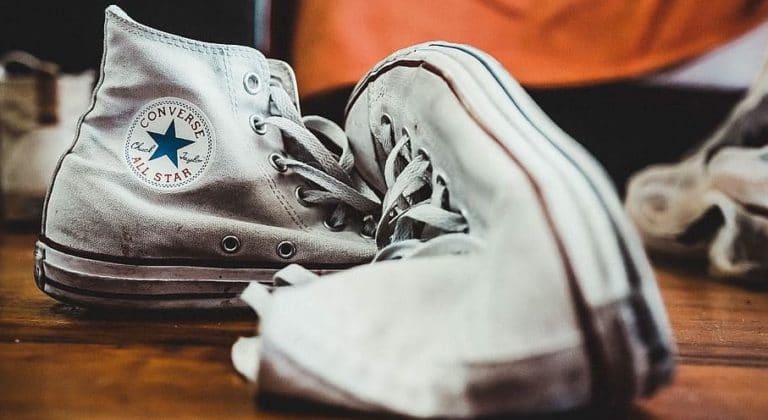 converse chaussures en tissu blanches sales