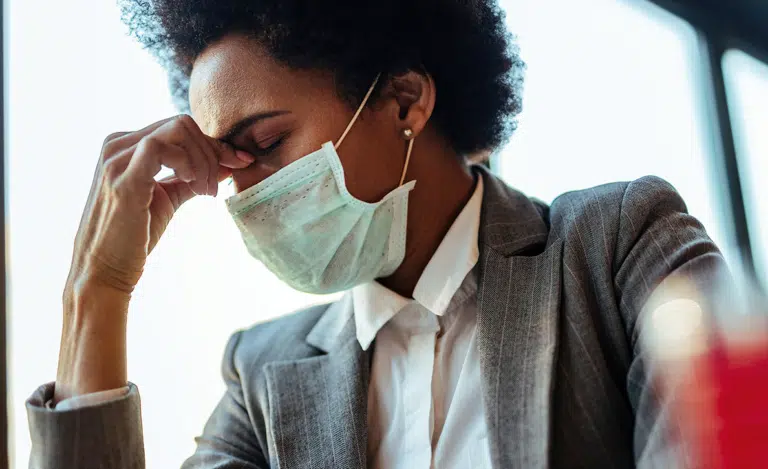 migraine mal de t&ecirc;te masque
