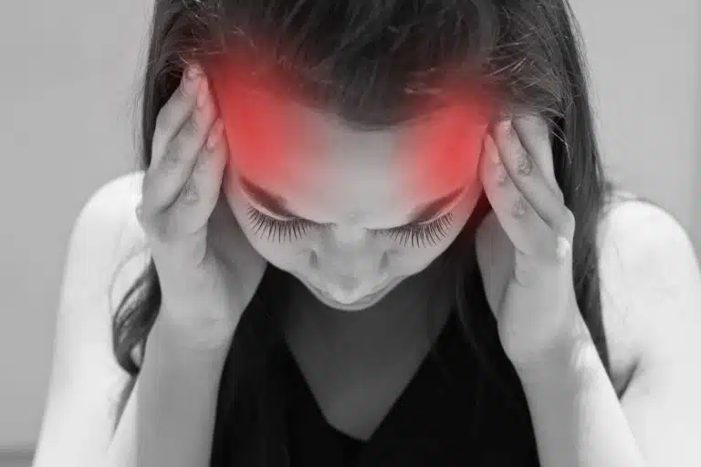 mal de t&ecirc;te maux de t&ecirc;te migraine