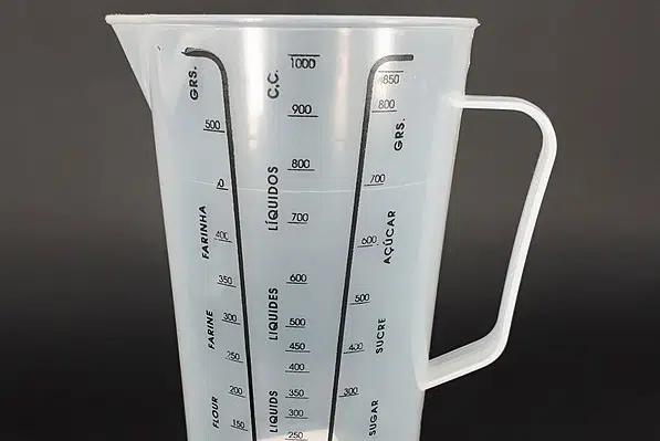 verre &agrave; mesurer