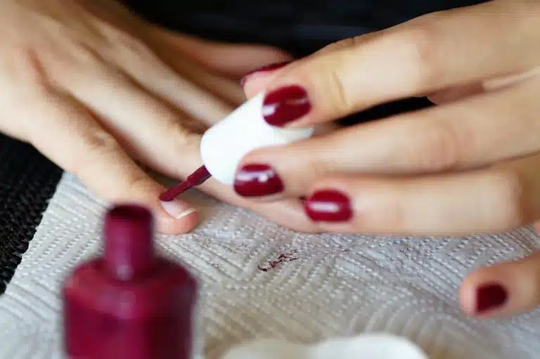 appliquer vernis faire s&eacute;cher rapidement