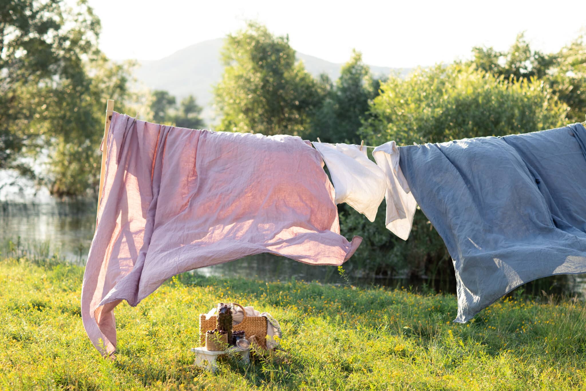 lavage nettoyage lessive de draps linge de lit &eacute;tendoir s&eacute;chage
