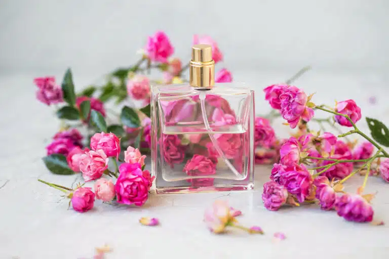 parfum eau de cologne aux fleurs de rose maison
