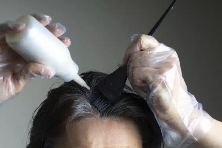 se-faire-une-coloration-colorer-cheveux