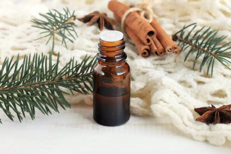 huiles essentielles qui rechauffent hiver froid pin cannelle