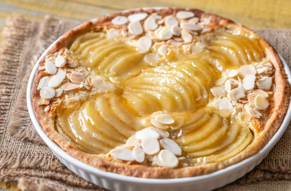 Tarte aux fruits juteux : comment protéger la pâte et la garder