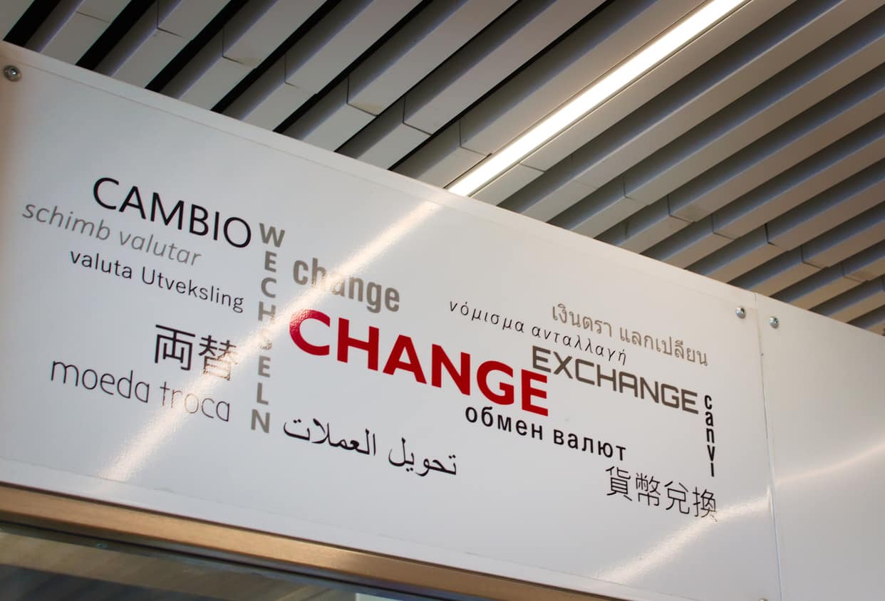bureaux de change &agrave; l'a&eacute;roport