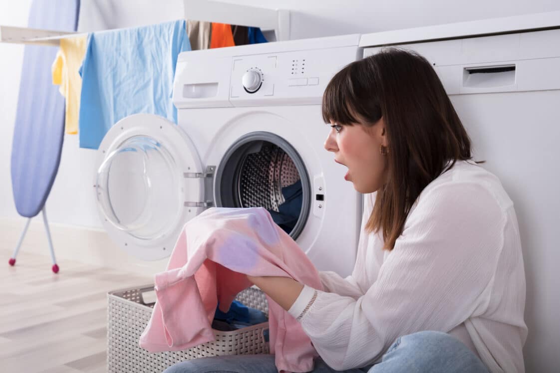 5 conseils pour récupérer un vêtement qui a déteint