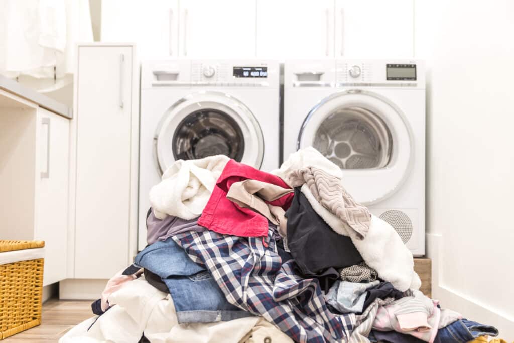 Pourquoi le linge sortil taché de la machine à laver ? Que faire — free download
