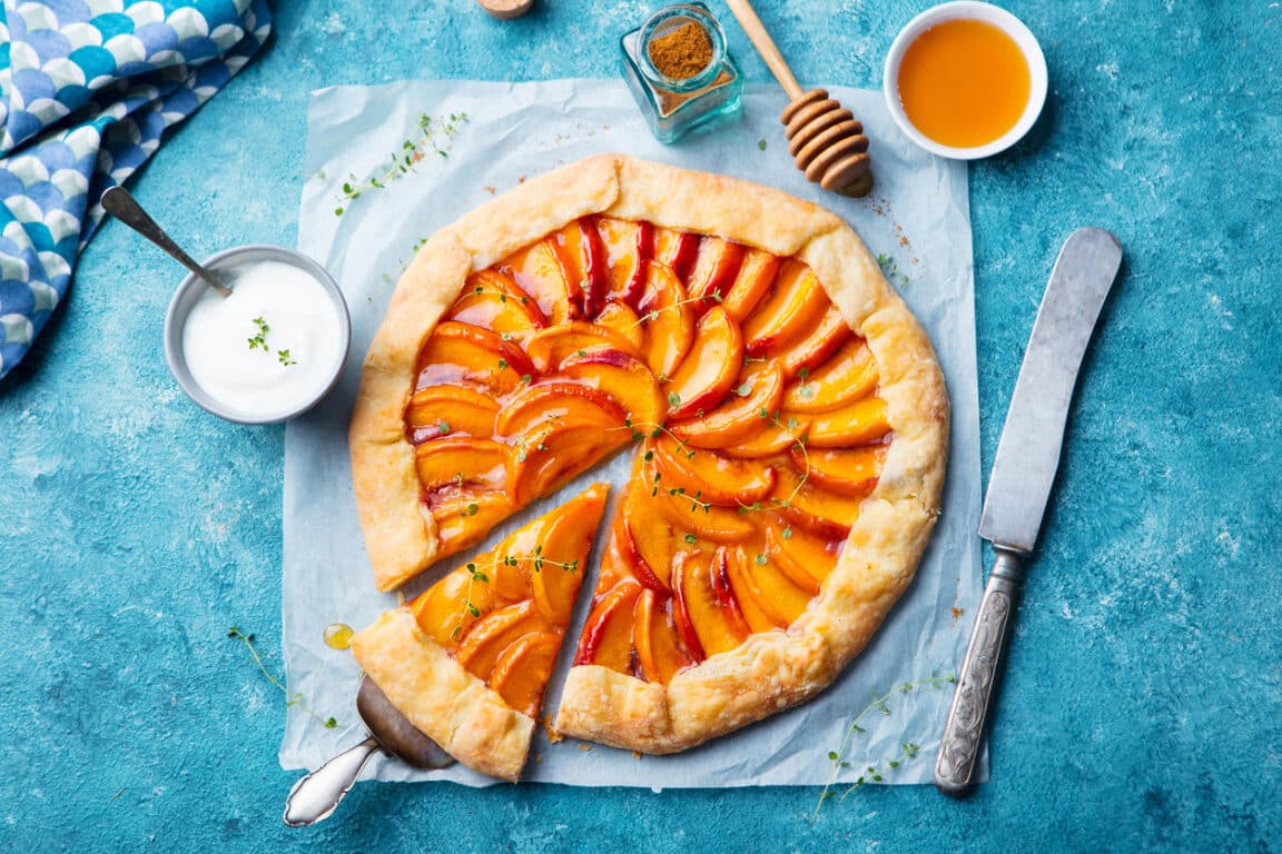 Comment faire briller une tarte aux fruits ? 5 astuces de pâtissier