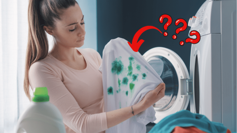 Pourquoi le linge sort-il taché de la machine à laver ? Que faire