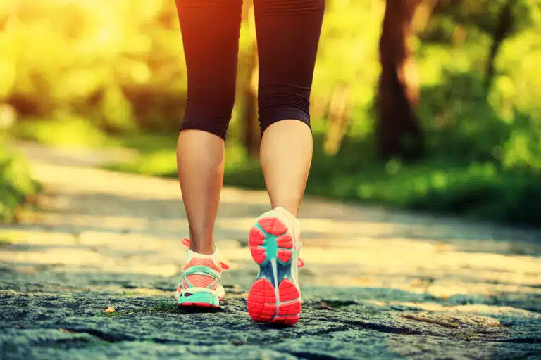 Chaussure de randonn&eacute;e marcher marche courir