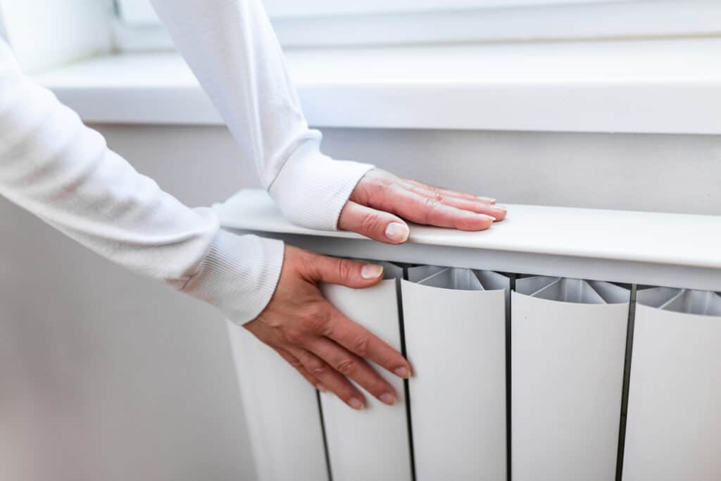 Radiateur froid en haut ou en bas estce grave et que faire — free download