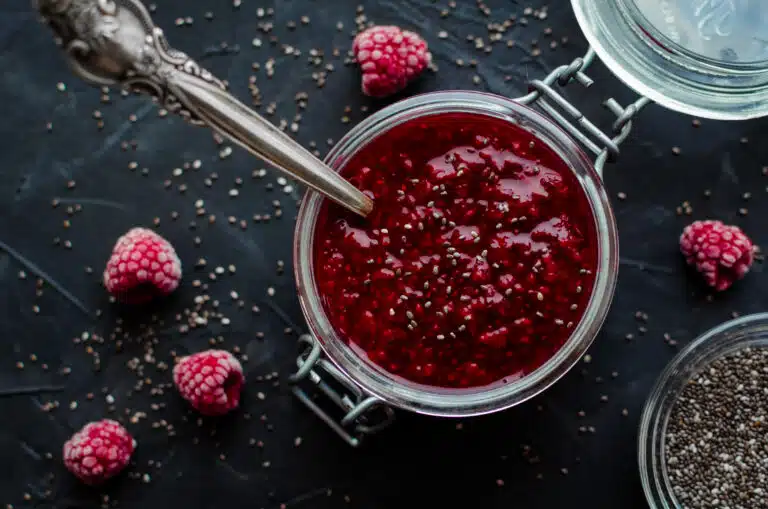 Confiture de graines de chia et framboises