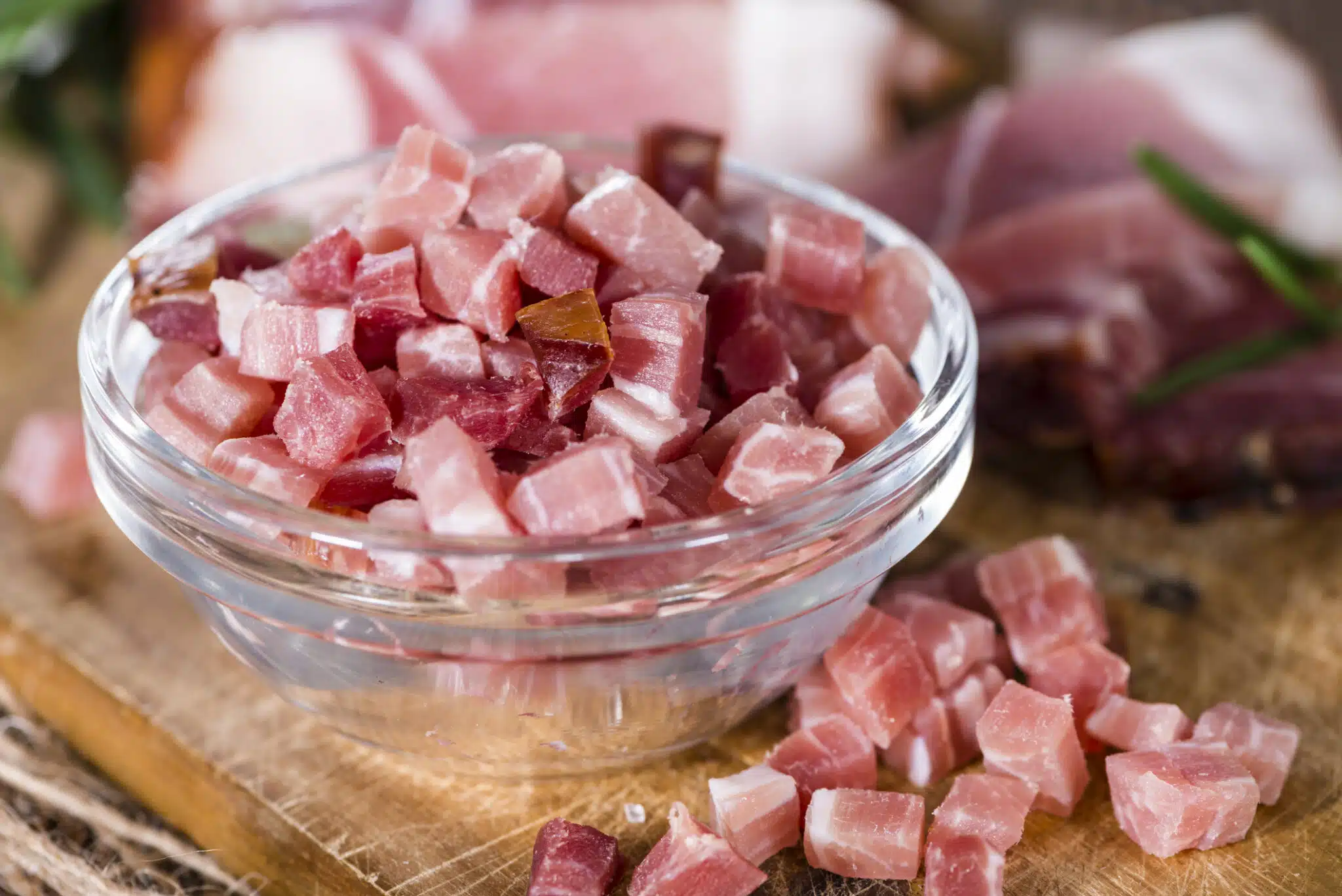 D&eacute;s de jambon allumettes de charcuterie pour remplacer lardons