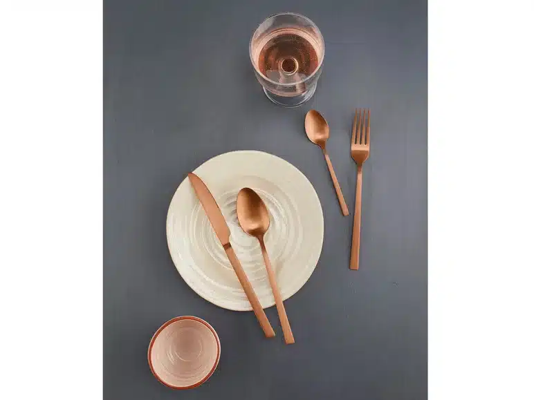 Les couverts dor&eacute;s LIDL : des bijoux pour sublimer la table de No&euml;l
