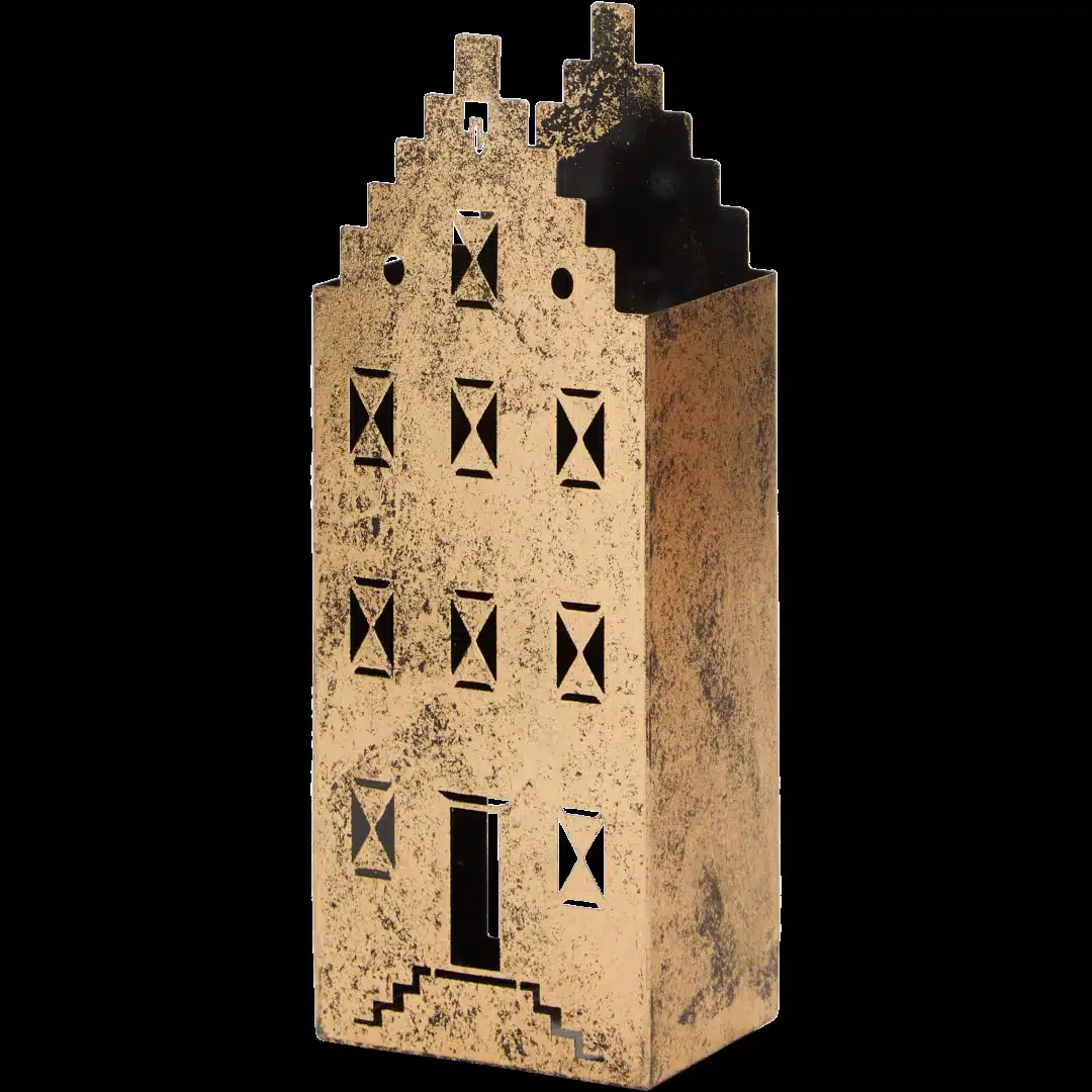 Multiplier les ambiances de No&euml;l : quand la lanterne maison devient la pi&egrave;ce ma&icirc;tresse