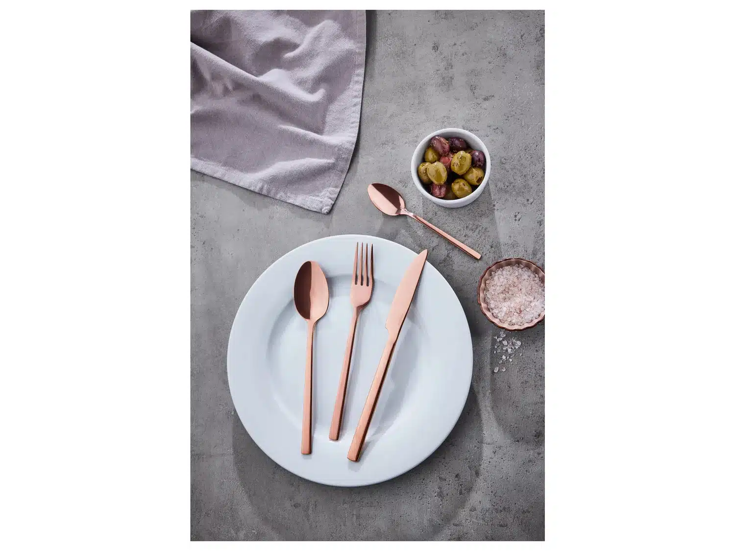 Zoom sur ce set de couverts &agrave; prix mini : promesse tenue ou simple effet de mode ?