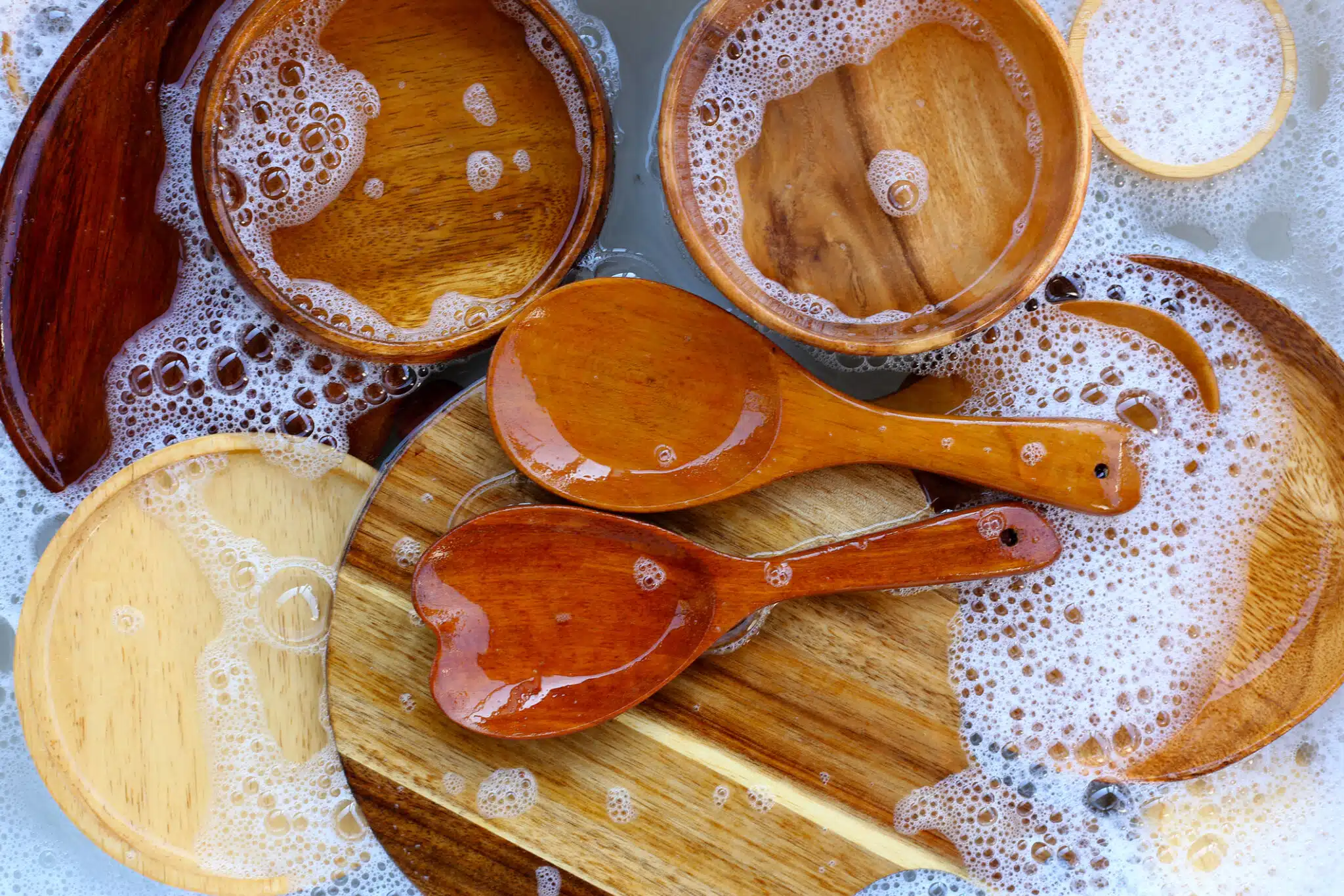 Le protocole de nettoyage : un bain au bicarbonate de soude pour repartir sur des bases saines