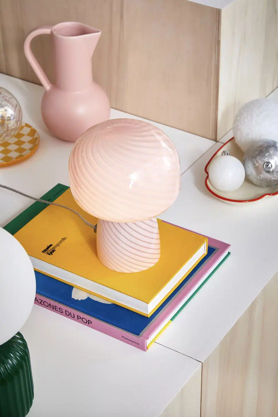 Rose ou violet : pourquoi le mod&egrave;le Bully est la bonne affaire d&eacute;co du moment