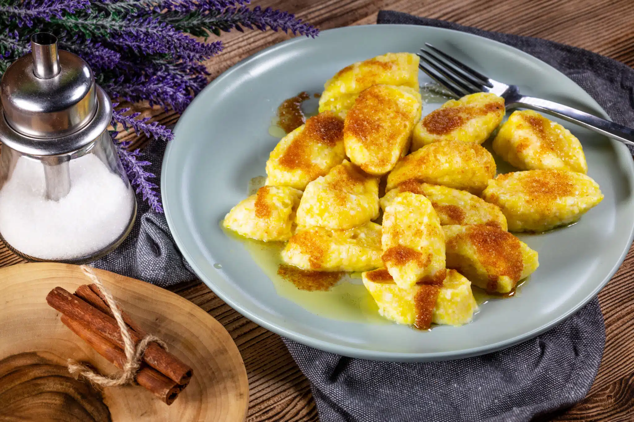 La m&eacute;thode express &agrave; la po&ecirc;le pour des gnocchis crousti-fondants