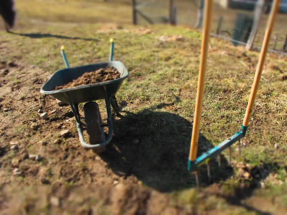 La grelinette est un outil traditionnel et manuel pour travailler la terre